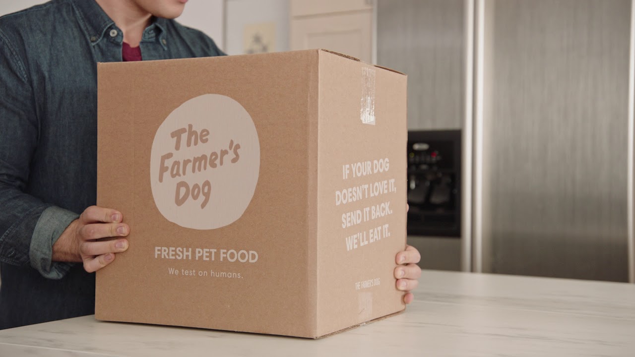 The Farmer's Dog kraft corrugated box with copy-driven side panels and insulated liner for fresh pet food delivery